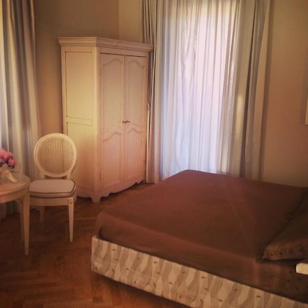 Hotel Langa In Cortemilia Экстерьер фото