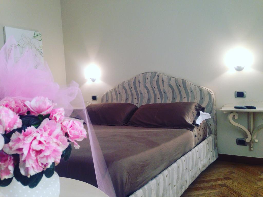 Hotel Langa In Cortemilia Экстерьер фото