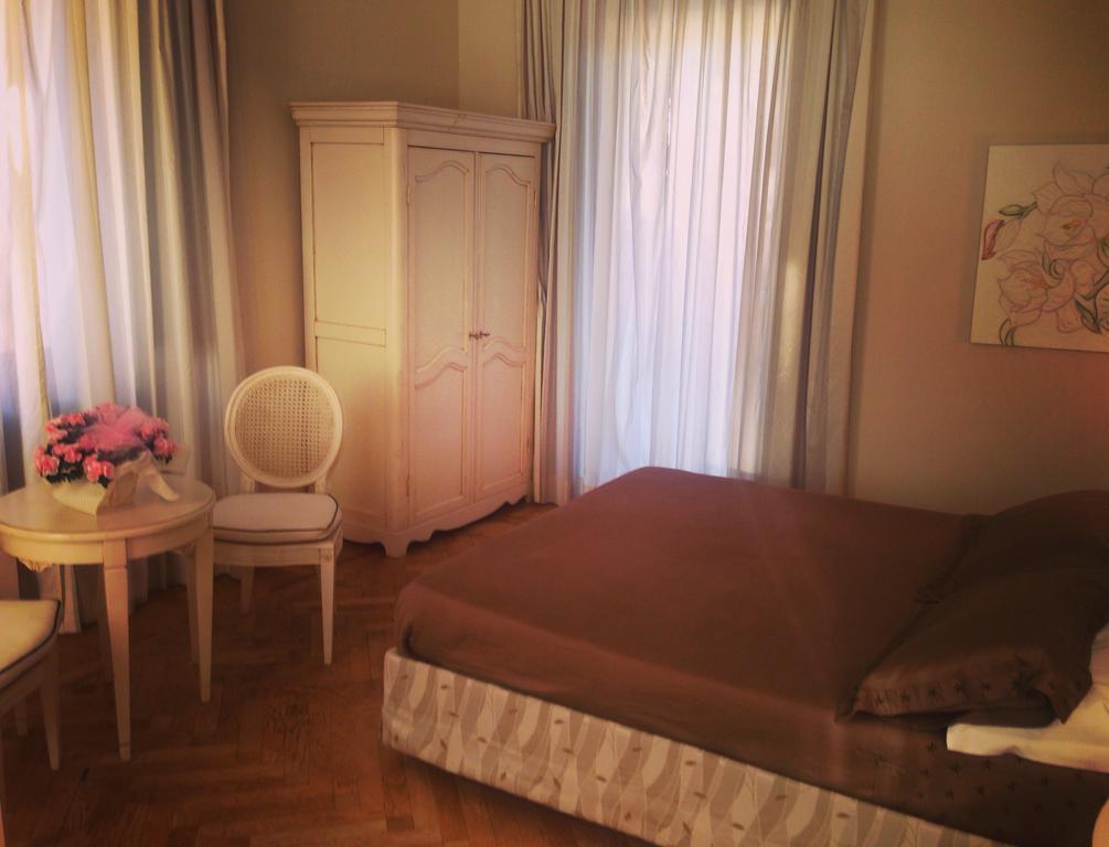 Hotel Langa In Cortemilia Экстерьер фото